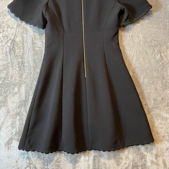 Kate Spade size 8 Black‎ Scallop Crepe Swing Dress LBD Timeless Classic Feminine - Picture 6 of 8